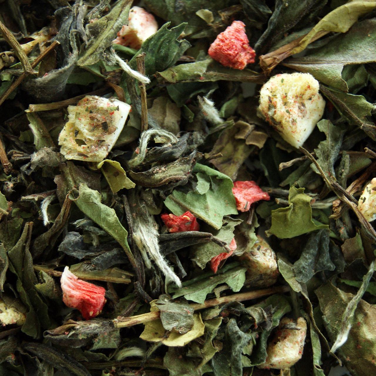 Hvid te med jordbær og kiwi